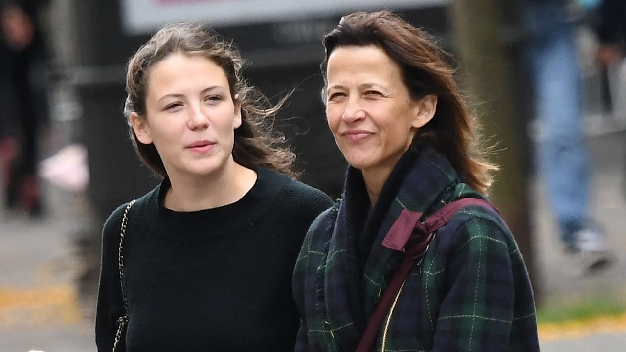 Sophie Marceau wie damals in „La Boum“: Tour durch Paris mit Tochter Juliette | Unterhaltung