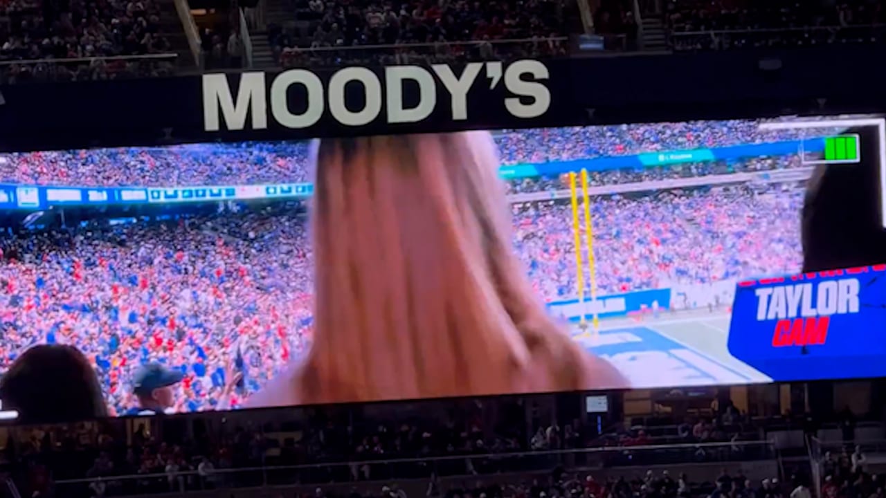 Stadion fassungslos: Als alle auf Taylor Swift warten, passiert DAS - BILD