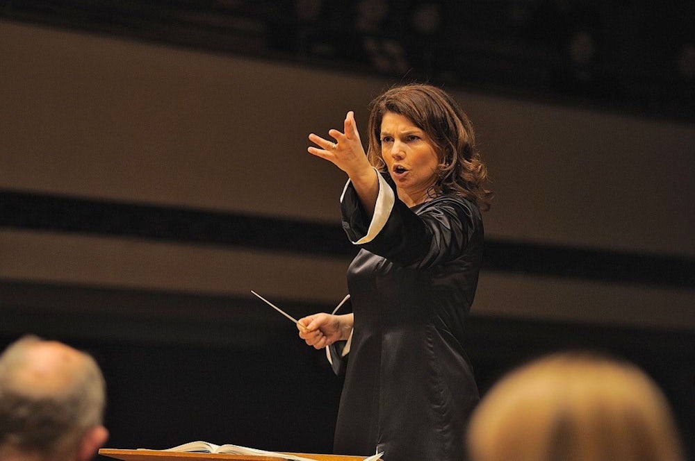 Ljubka zu Guttenberg inszieniert und dirigiert die „Traviata“ am 20. September im Cuvilliés-Theater.