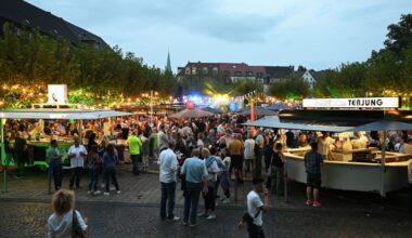 Große Sause vor dem Rathausplatz