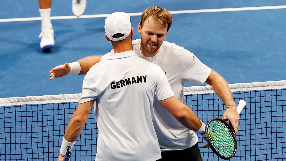Auswärtssieg in Japan: Weltklasse-Doppel bucht Davis-Cup-Finale für Deutschland