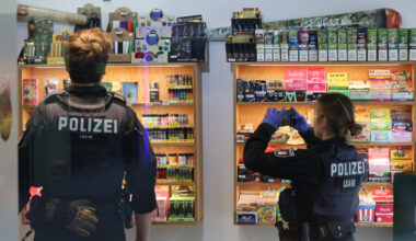 Razzia in Hamburg: Haschisch in Cannabis-Shop sichergestellt | Regional