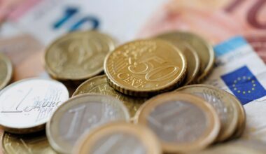 Oberbank schließt Bargeldservices in München | Politik