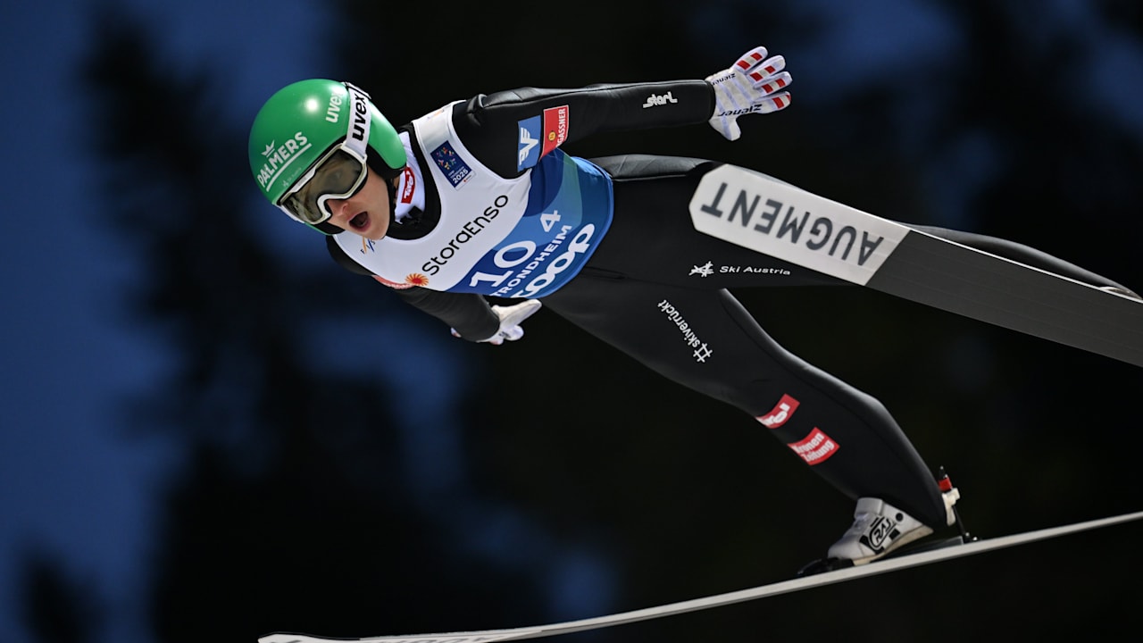 Schlimmer Sturz: Eva Pinkelnig bei Olympia-Schanze verletzt | Sport
