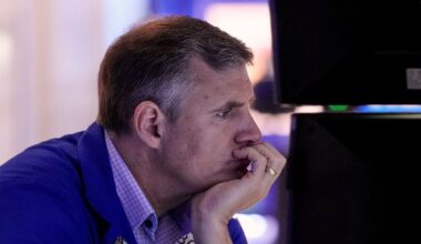 Gewinnmitnahmen und Zinswetten: Wall Street tritt zum Wochenende auf die Bremse