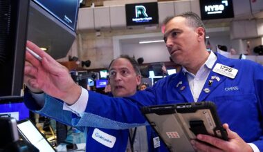 Nvidia heizt KI-Fantasie an: Wall Street marschiert weiter auf Rekordkurs