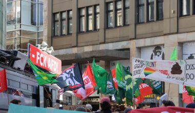 Düsseldorf: Wahlkampfabschluss der AfD mit massivem Gegenprotest - Ddorf-Aktuell