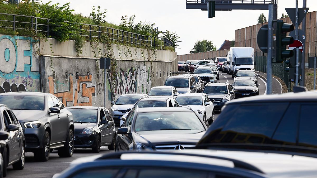 Berlin & Brandenburg: Neue Verkehrsführung an Staufalle A100 wird umgesetzt