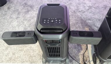 4K-Laserbeamer mit Drahtlos-Boxen für draußen