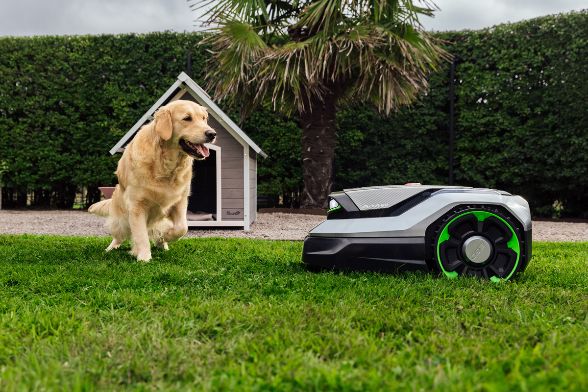 EGO Europe GmbH—Aura-R2: Mähroboter der nächsten Generation