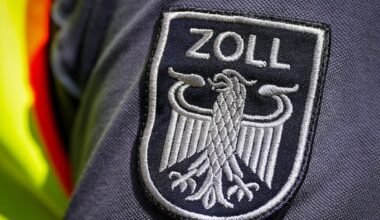 Niedersachsen & Bremen: 100 Einsatzkräfte kontrollieren Läden und Lokale in Ahlhorn
