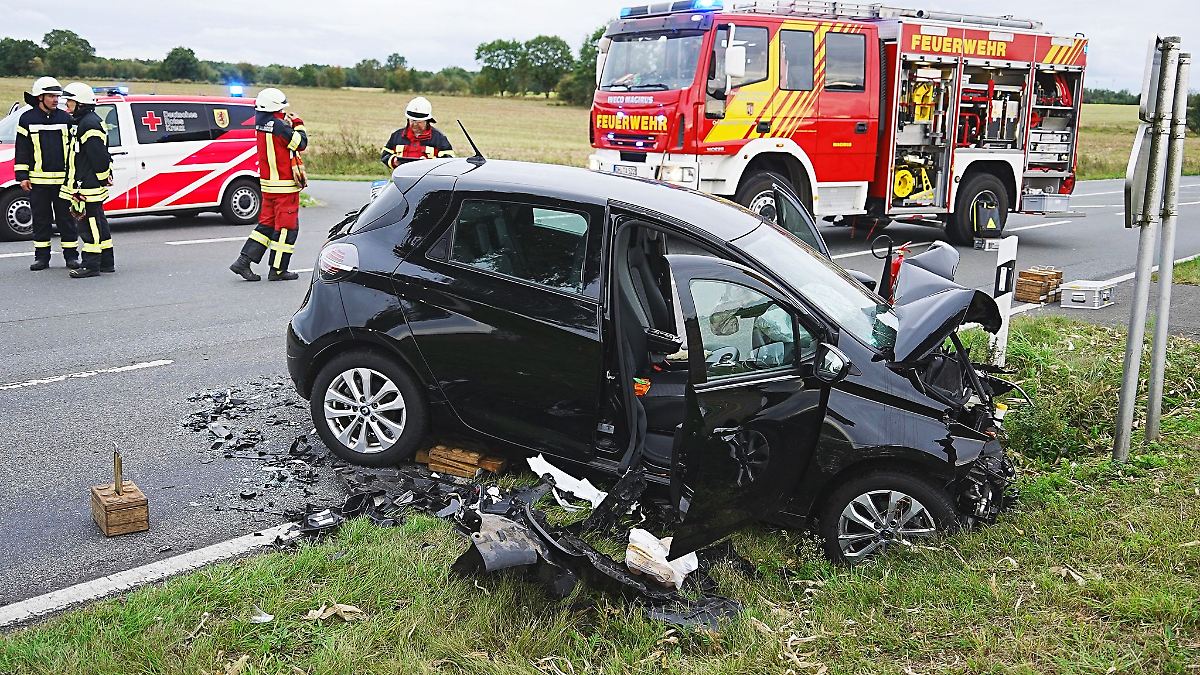 Niedersachsen & Bremen: Fünf Verletzte nach Unfall bei Sulingen – Hund verendet