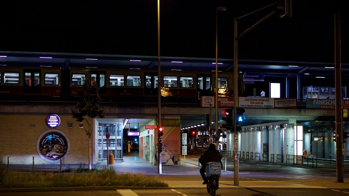 Berlin & Brandenburg: Betreiber: Reparatur der Stromleitungen dauert noch Monate