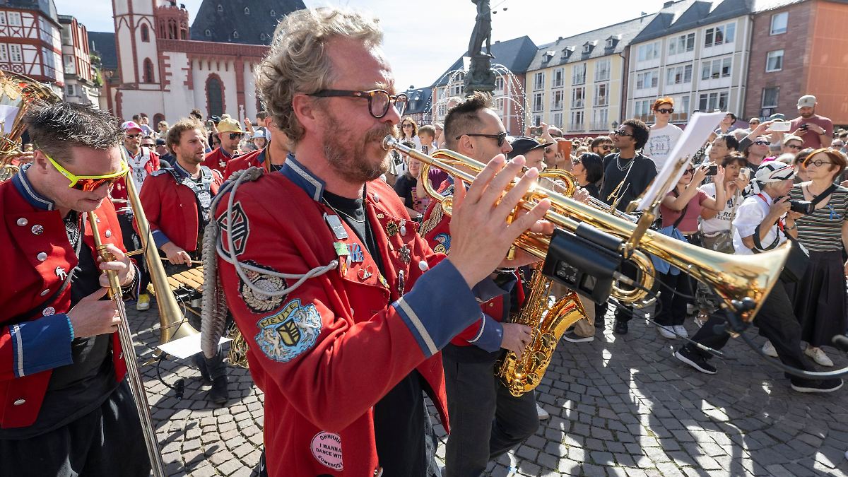 Hessen: Mit Tanz und Techno: Kunsthalle Schirn zieht um