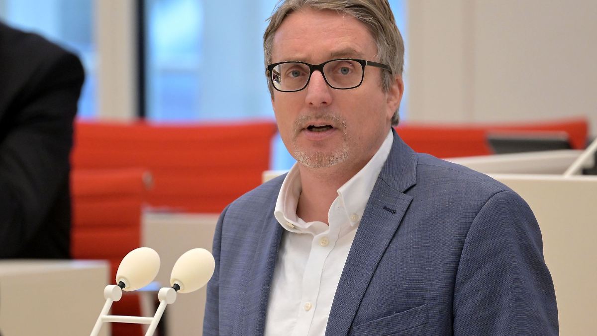 Berlin & Brandenburg: SPD-Fraktionschef warnt: Immer weniger Kandidaten für Wahlen