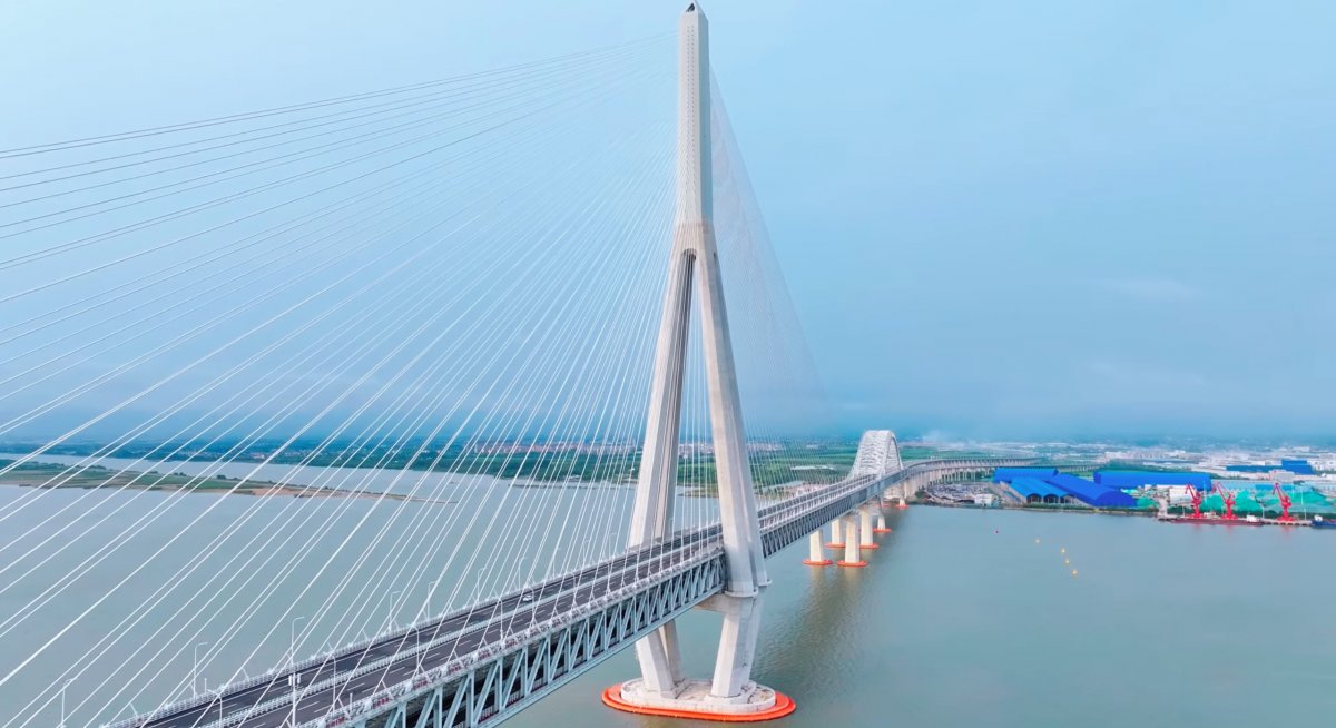 Chinas neue Schrägseilbrücke Changtai bricht mehrere Rekorde