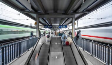 Herbert Grönemeyer-Konzertreihe in Dortmund: Sänger begrüßt Fans per Durchsage am Dortmunder Hauptbahnhof