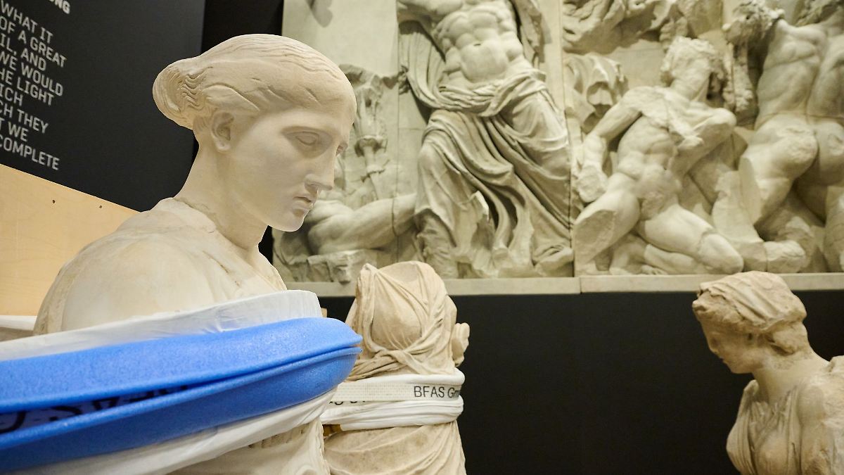 Berlin & Brandenburg: Pergamonmuseum: Erste Skulpturen der Antike kehren zurück