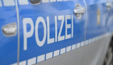 08:26 Durchsuchungen wegen Dealern in Dresden und Berlin - Ntv