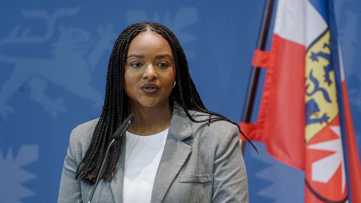Hamburg & Schleswig-Holstein: Touré: Integration in die Gesellschaft vereinfachen