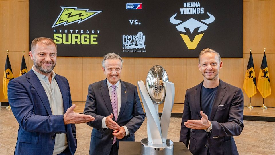 VfB Stuttgart | Handover ELF Trophy