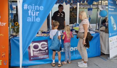 You are currently viewing Wo Ehrenamt auf Herzblut trifft: Diakonie Köln und Region und die Bahnhofsmission beim Kölner Ehrenamtstag