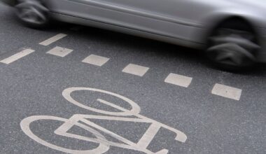 Hamburg & Schleswig-Holstein: Radfahrer stirbt nach Aufprall gegen geöffnete Autotür