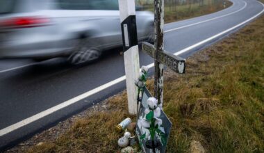 Niedersachsen & Bremen: Autofahrerin stirbt bei Unfall in Ganderkesee