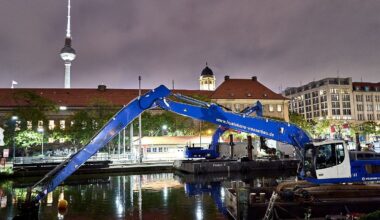Berlin & Brandenburg: Evakuierung nach Fund von Weltkriegsbombe in der Spree