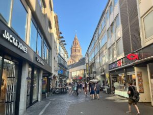 Shoppen in Mainz: Das geht morgen beim Verkaufsoffenen Sonntag. - Foto: gik 