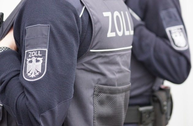 HZA-A: Bundesweite Schwerpunktprüfung gegen Schwarzarbeit und illegale Beschäftigung ...