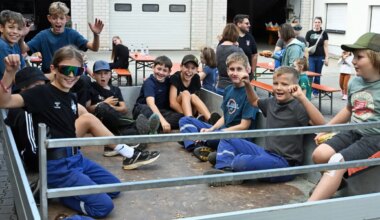 Über 80 Helfer säubern Fürth: Alte Reifen, Ölkanister und ein Kinderwagen gefunden