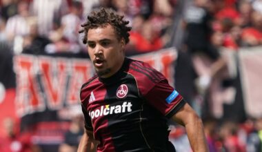 1. FC Nürnberg vs. VfL Bochum heute live im Free-TV sehen: Wer zeigt / überträgt das Topspiel der 2. Bundesliga am Samstag im TV und Livestream?