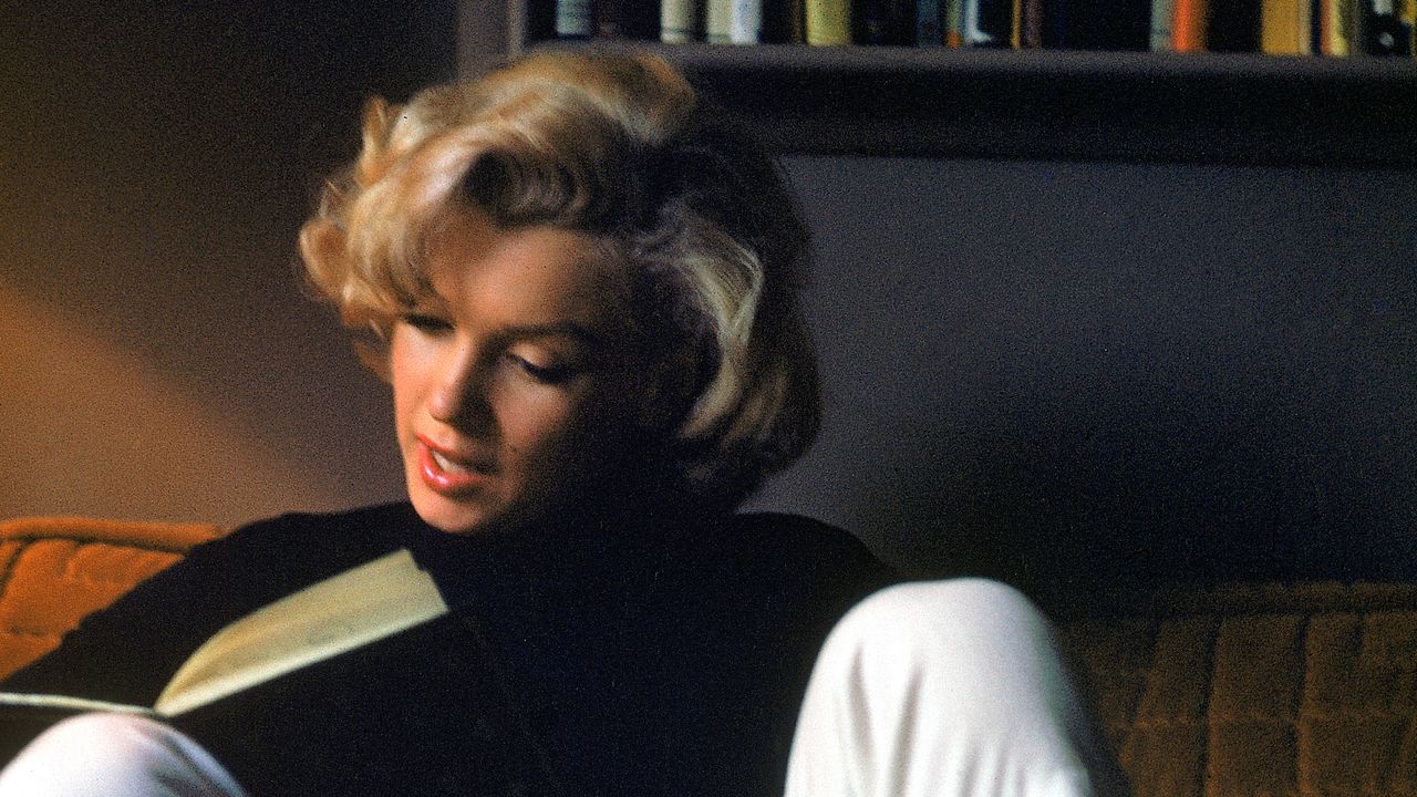 Bücher im Herbst 2025: Diese 10 Romane gehören auf Ihre Leseliste