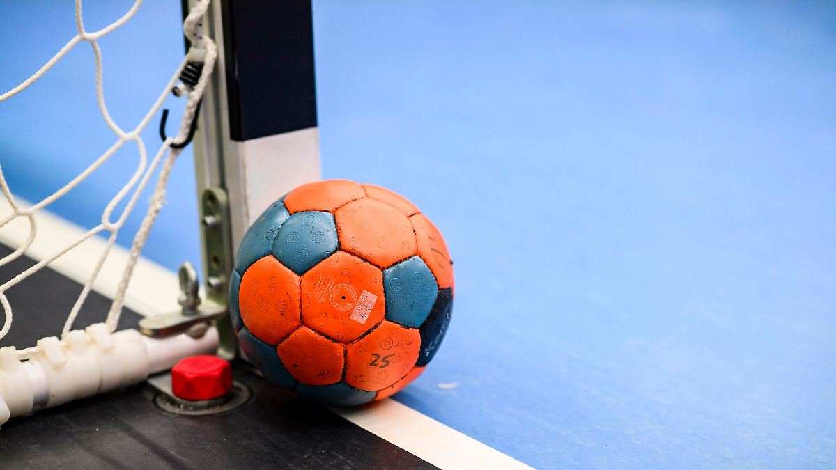 Der Sport-Tag: Kiel pflügt weiter durch die Handball-Bundesliga