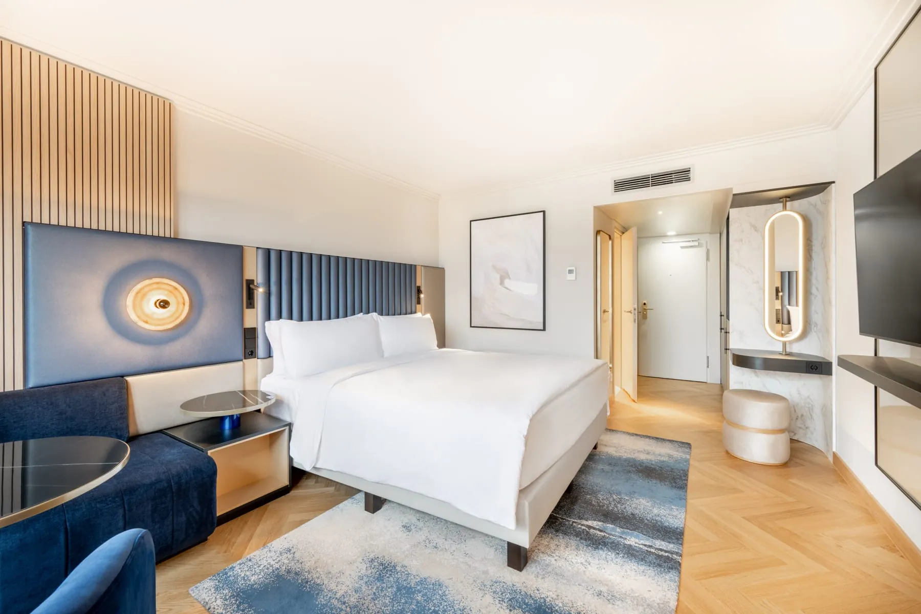 Neugestaltetes King-Executive-Zimmer im Hilton Berlin ...