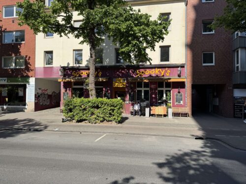 Spookys Münster zieht um: Neuer Standort im Norden ab 1. September – mit Biergarten, Kegelbahnen und bekanntem Kneipenflair.
