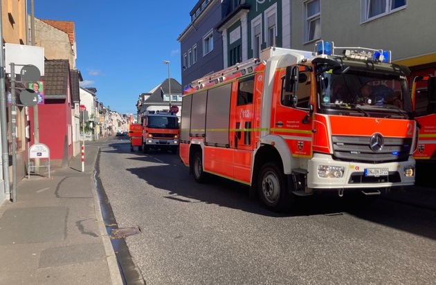 FW-BN: Kellerbrand in Bonn-Friesdorf schnell unter Kontrolle - keine Verletzten