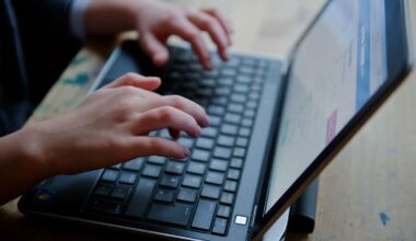Berlin & Brandenburg: Brandenburg will Schutz vor Belästigung im Netz verbessern