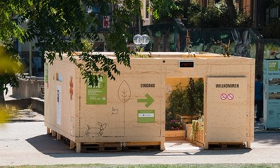 Klima-Kiste: 40.000 Besuche in der grünen Oase auf dem Kochbrunnenplatz - sensor Magazin - Wiesbaden