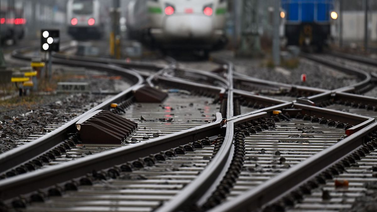 Niedersachsen & Bremen: Im Halbstundentakt zwischen Hamburg und Frankfurt