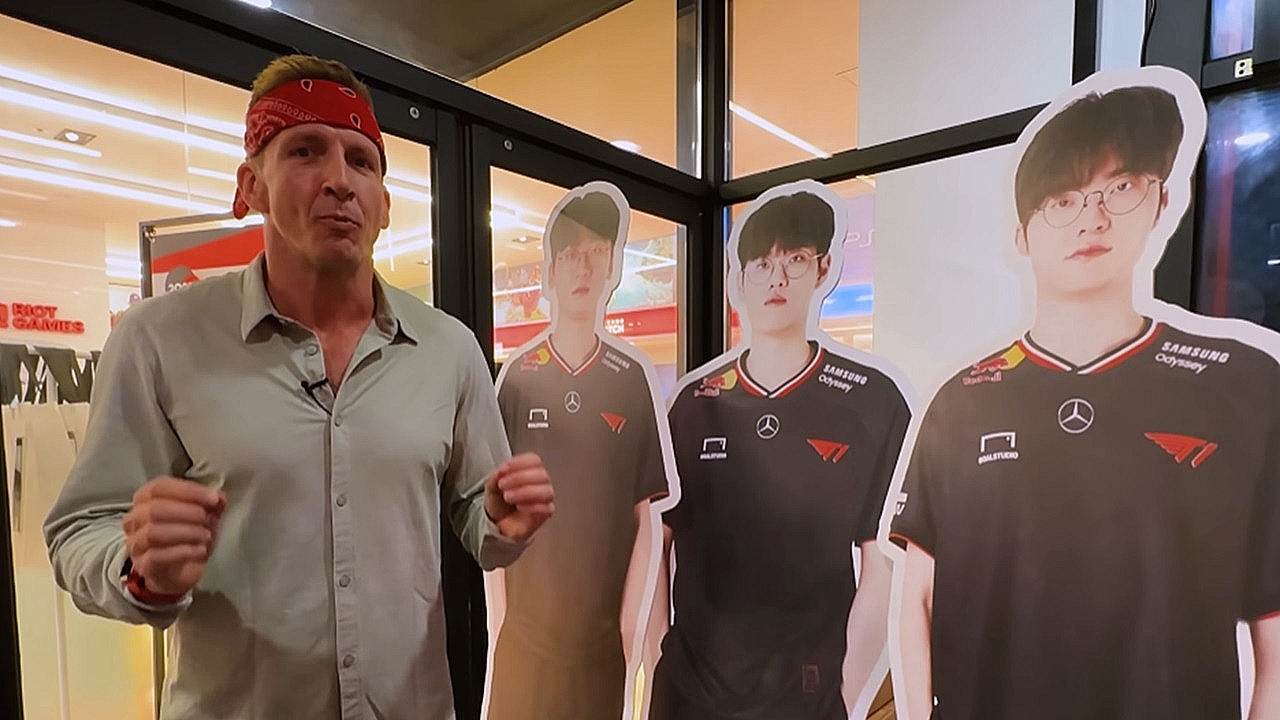 Experte testet das Essen in den Gaming-Räumen, in denen Faker zum Profi in LoL geworden ist