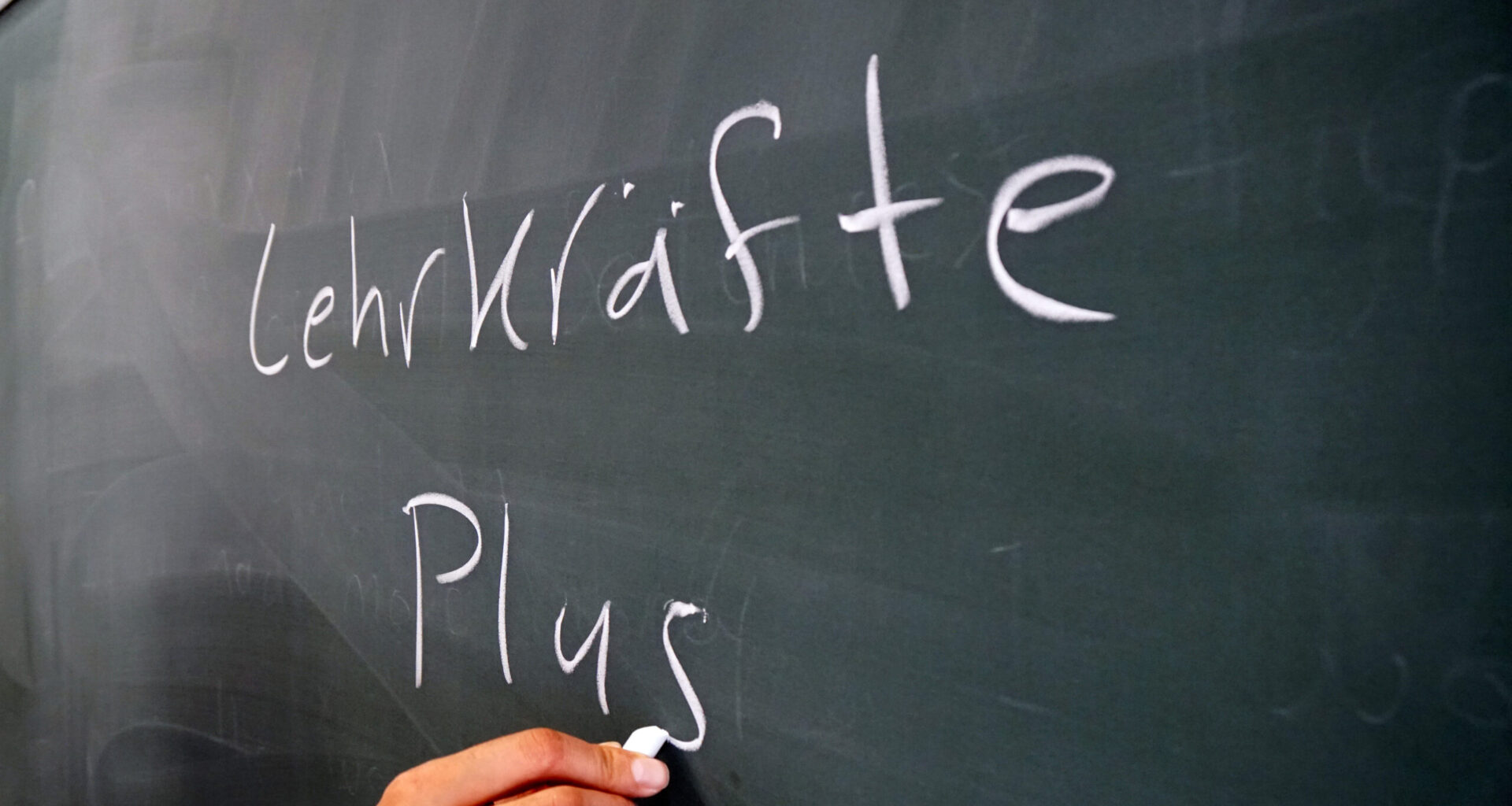 Neue Bewerbungsphase beginnt  – Aktuell Uni Bielefeld