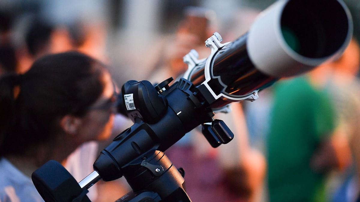 Niedersachsen & Bremen: Totale Mondfinsternis: Etliche Sternwarten öffnen am Sonntag