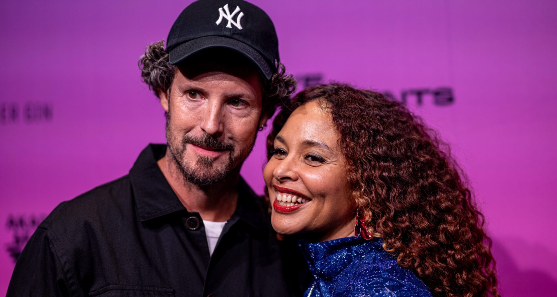 Max Herre (l), und Joy Denalane, auf dem roten Teppich der Verleihung des Popmusik-Preises Polyton. (Archivbild)