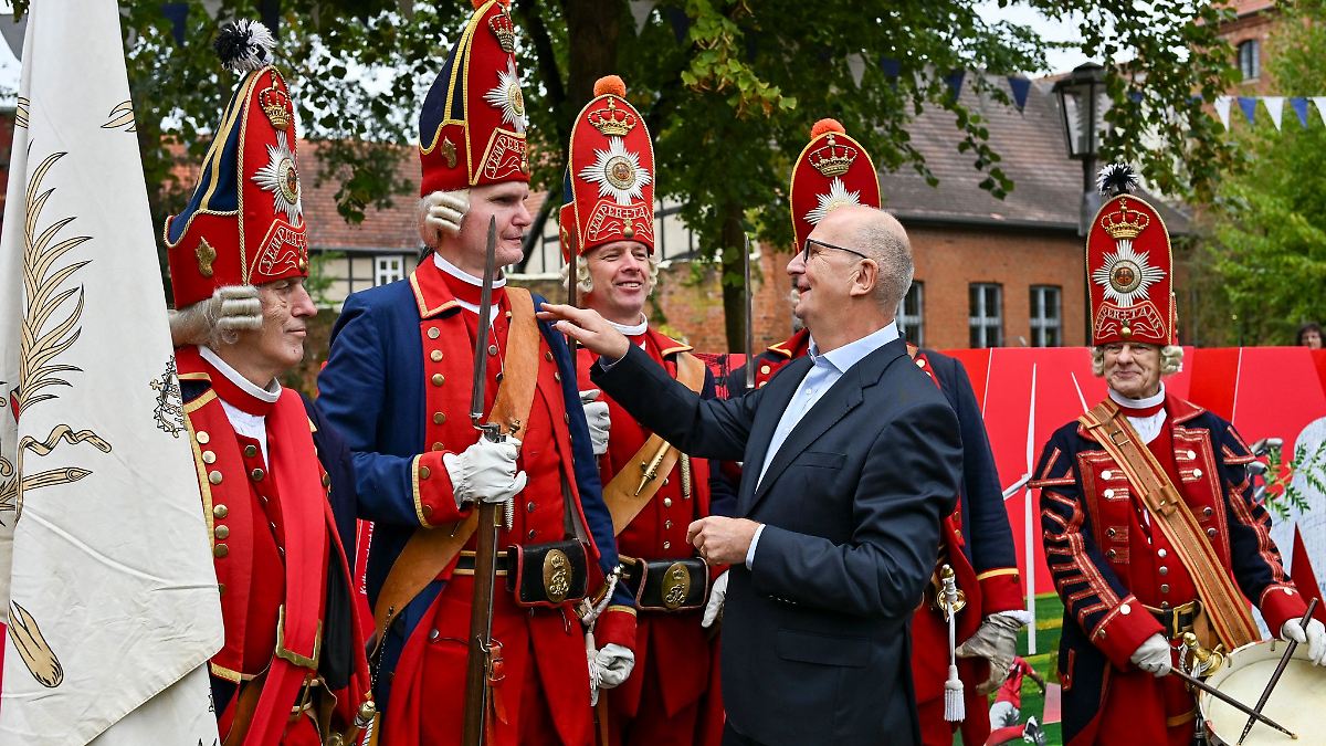 Berlin & Brandenburg: Rund 80.000 Besucher beim Brandenburg-Tag