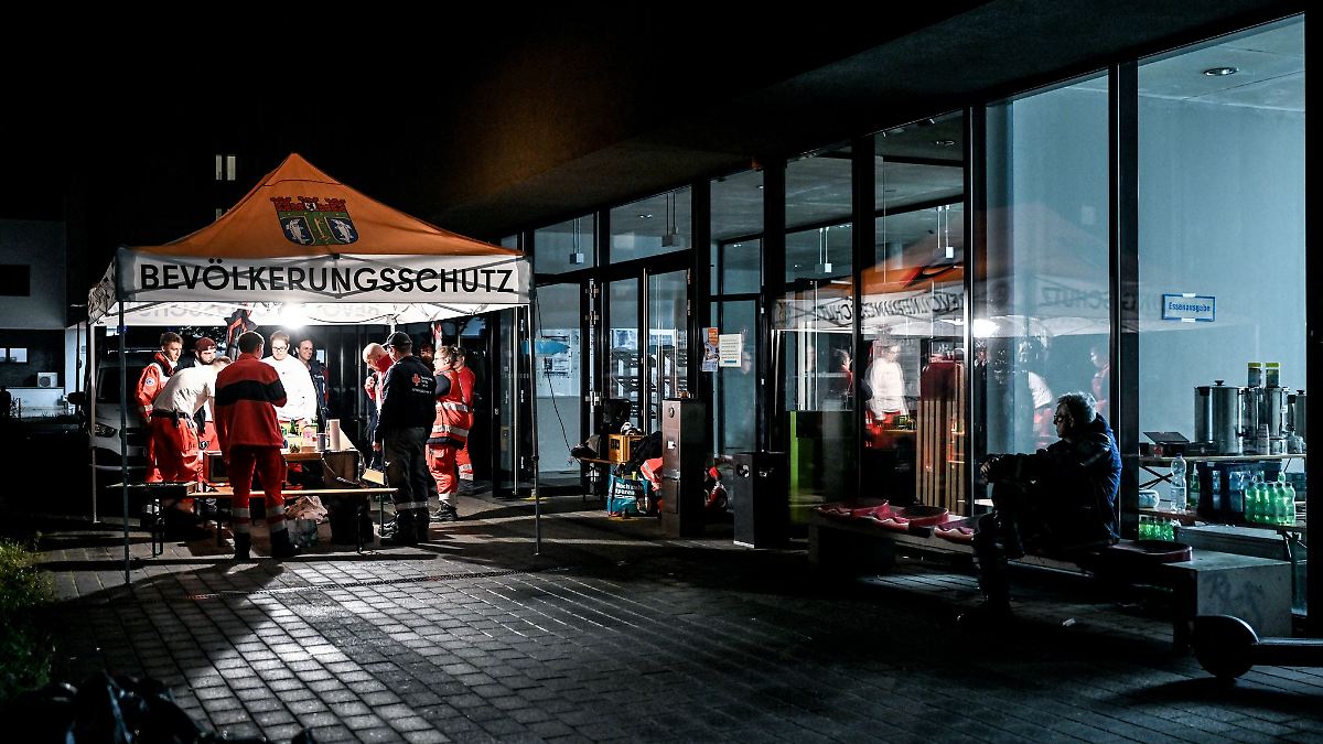 Berlin & Brandenburg: Am dritten Tag sind noch mehr als 10.000 Menschen ohne Strom