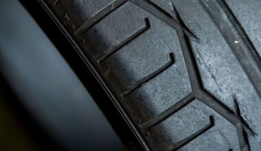 Niedersachsen & Bremen: Unbekannte zerstechen Reifen von mehr als 80 Autos in Bremen
