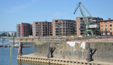 Der Mainzer Zollhafen - kein öffentliches Eigentum? - Stadt Mainz und Freie Wähler streiten über Ausschreibungspflicht bei Verkäufen