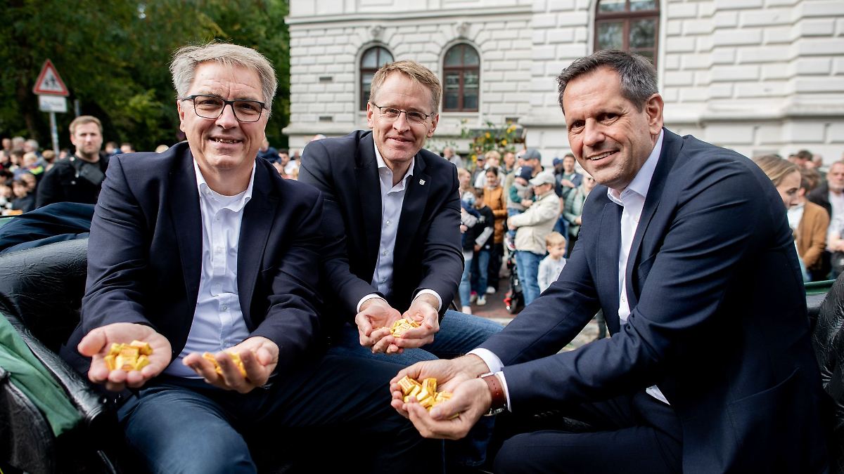 Niedersachsen & Bremen: Lies und Günther bei Kramermarkt-Umzug dabei